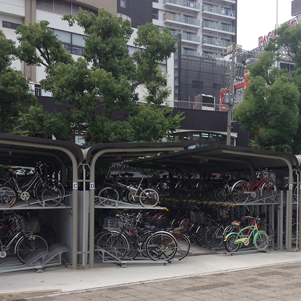 都市の自転車ルネッサンス：都市サイクリングのためのエレガントな自転車駐車ソリューション